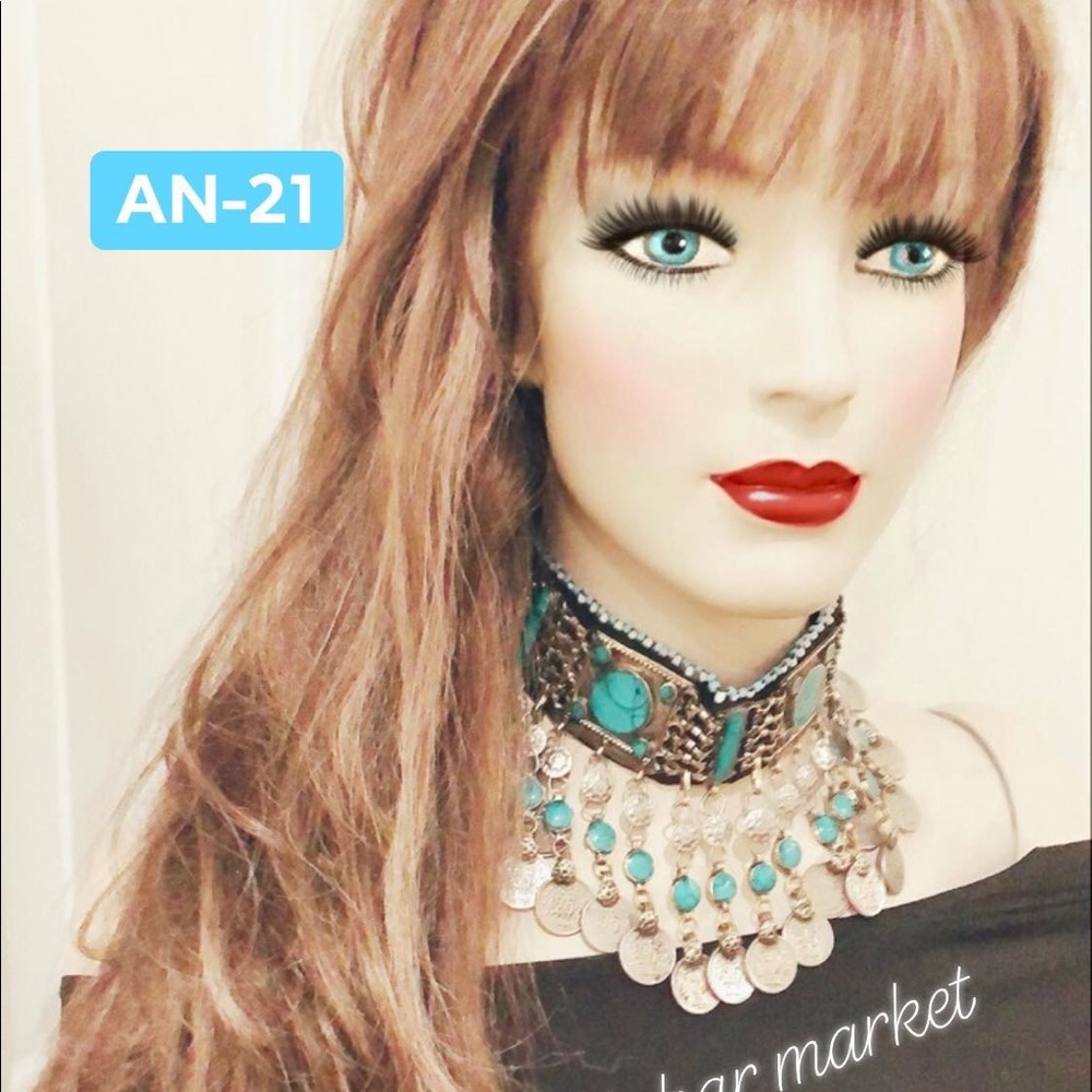 Choker - Picture 3 of 3
